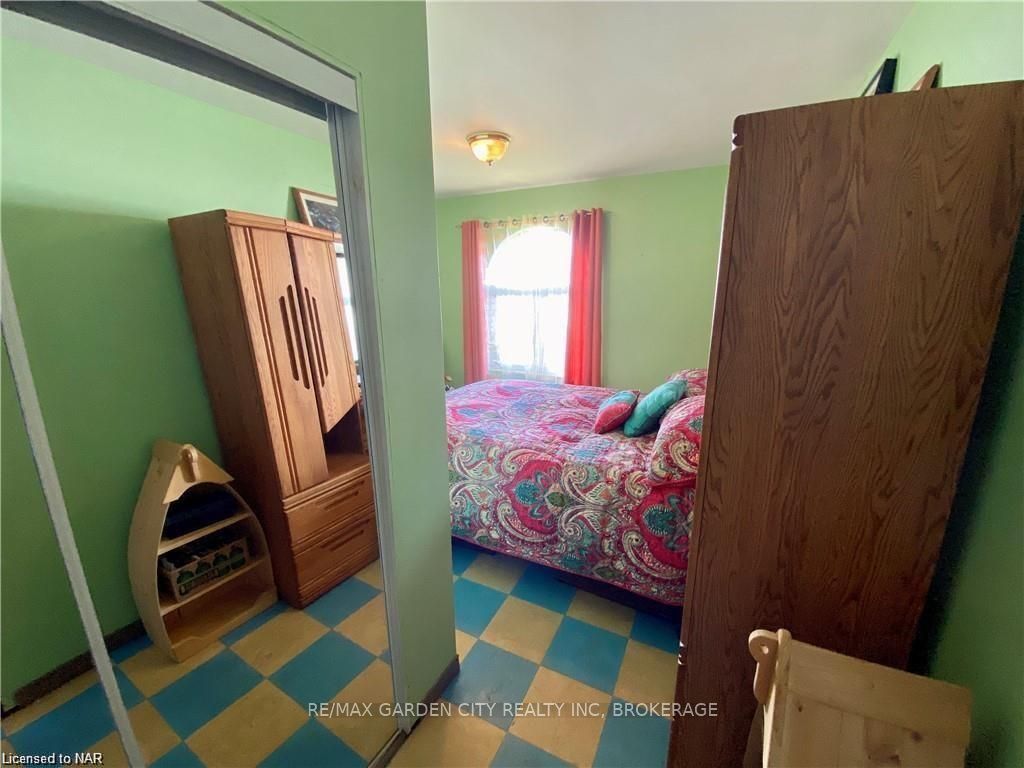 13 Finn Road Property Photo 25