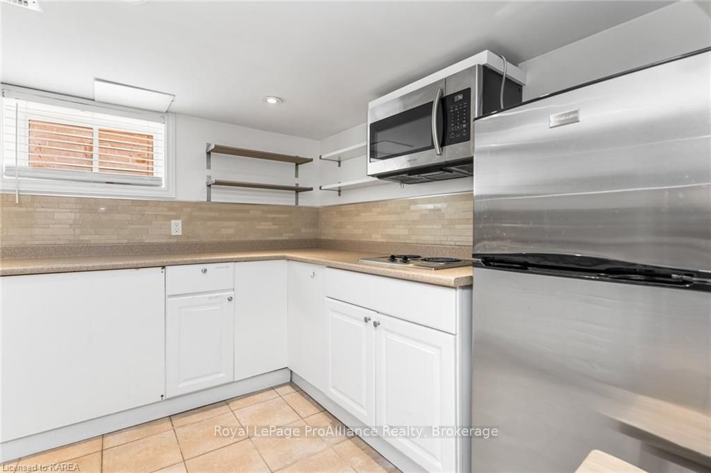 205 Adelaide St Property Photo 17