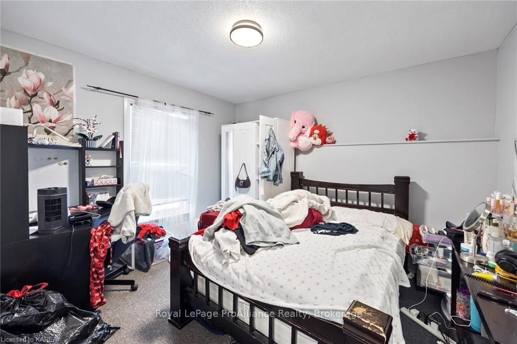 205 Alfred St Property Photo 16