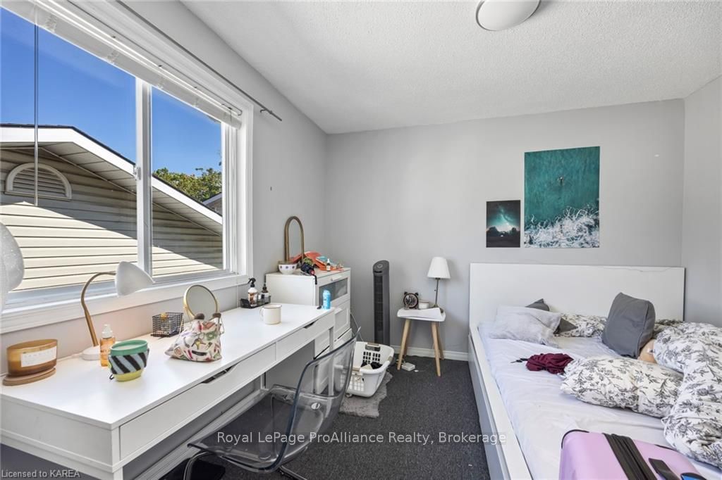 205 Alfred St Property Photo 17