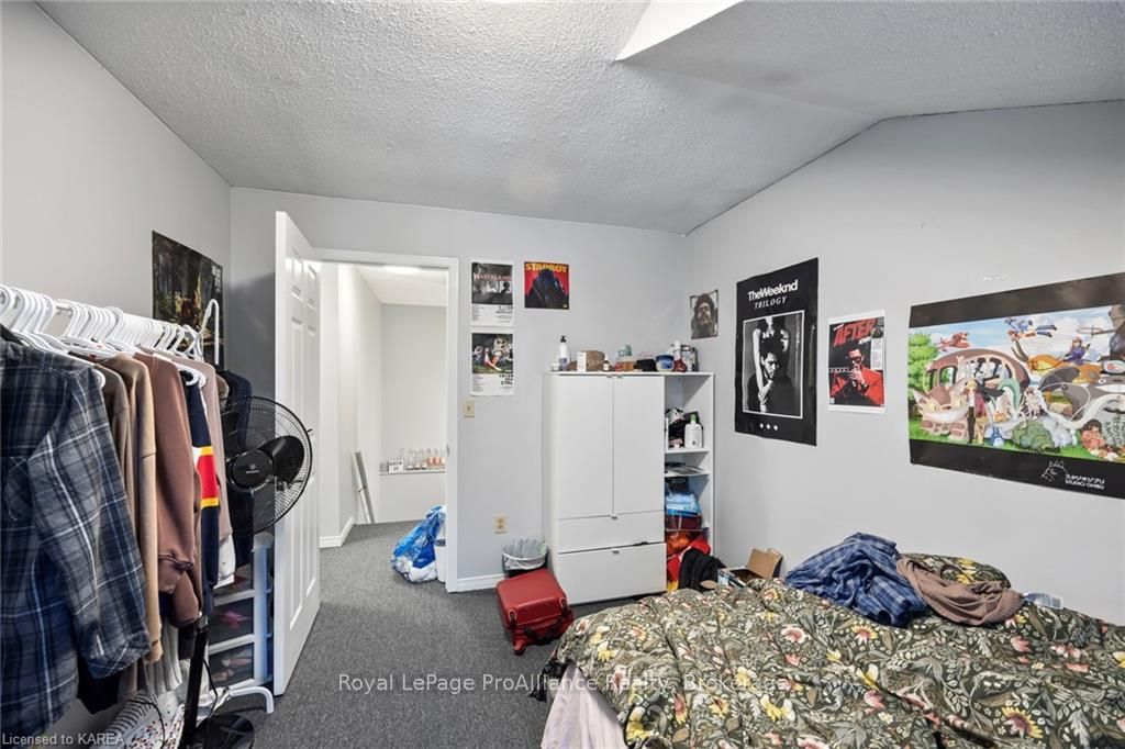 205 Alfred St Property Photo 22