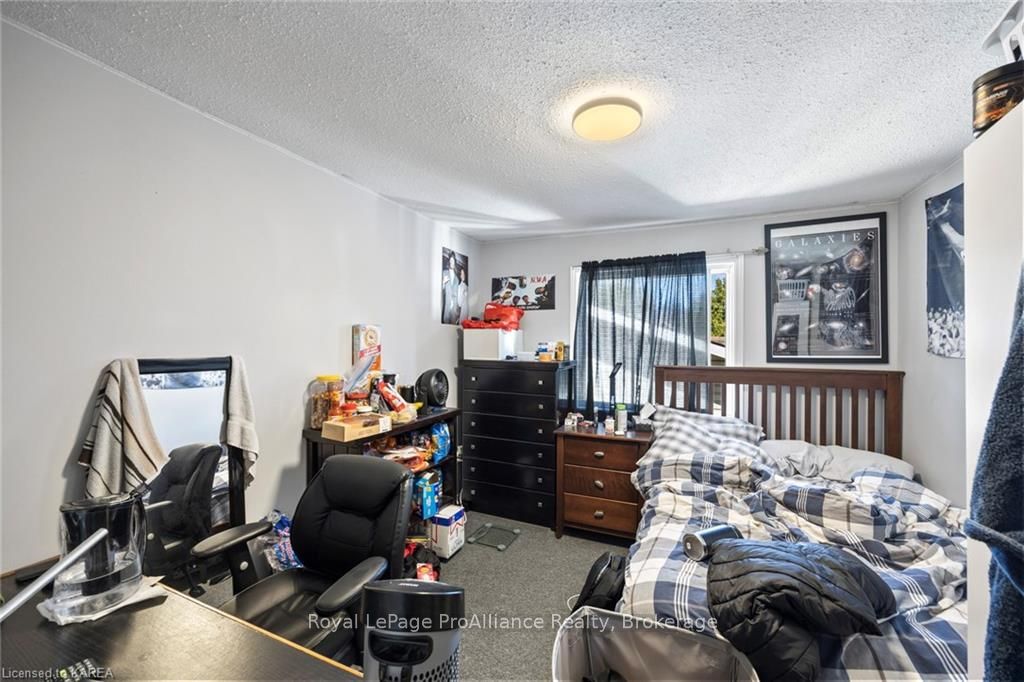 205 Alfred St Property Photo 32