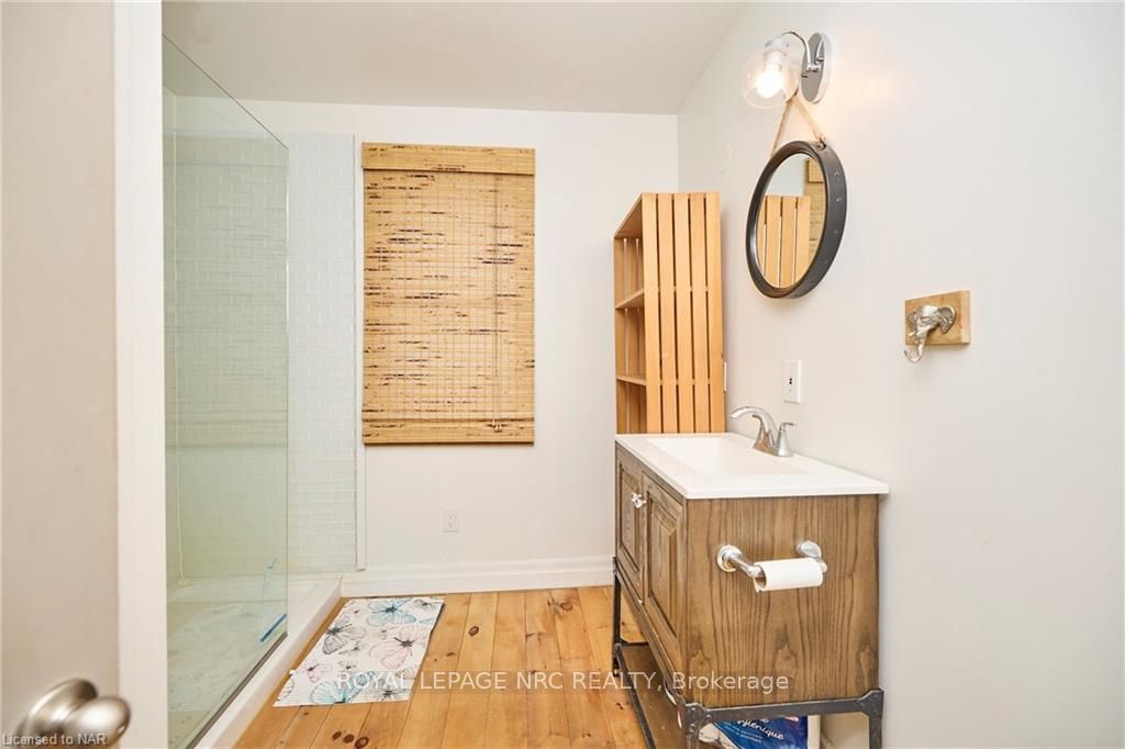 11851 Lakeshore Road Property Photo 13