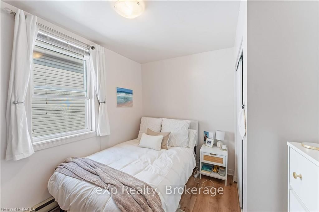 187 Alfred St Property Photo 3