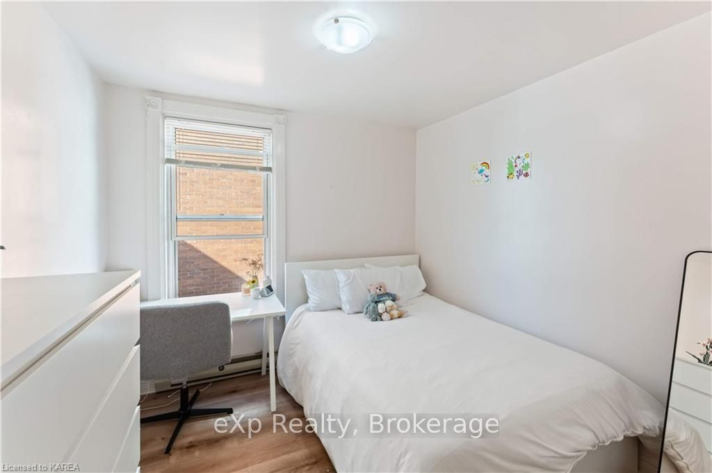 187 Alfred St Property Photo 4