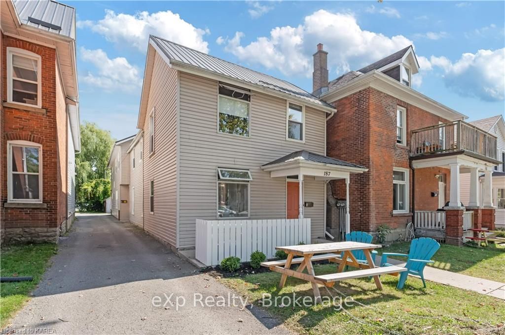 187 Alfred St Property Photo 12
