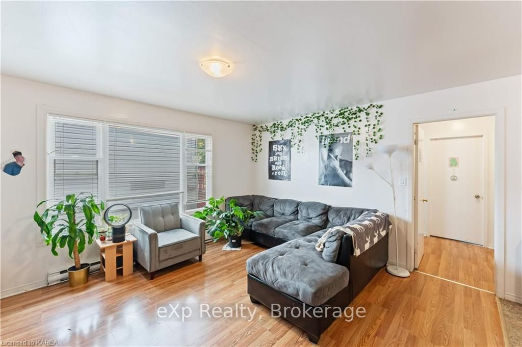187 Alfred St Property Photo 16