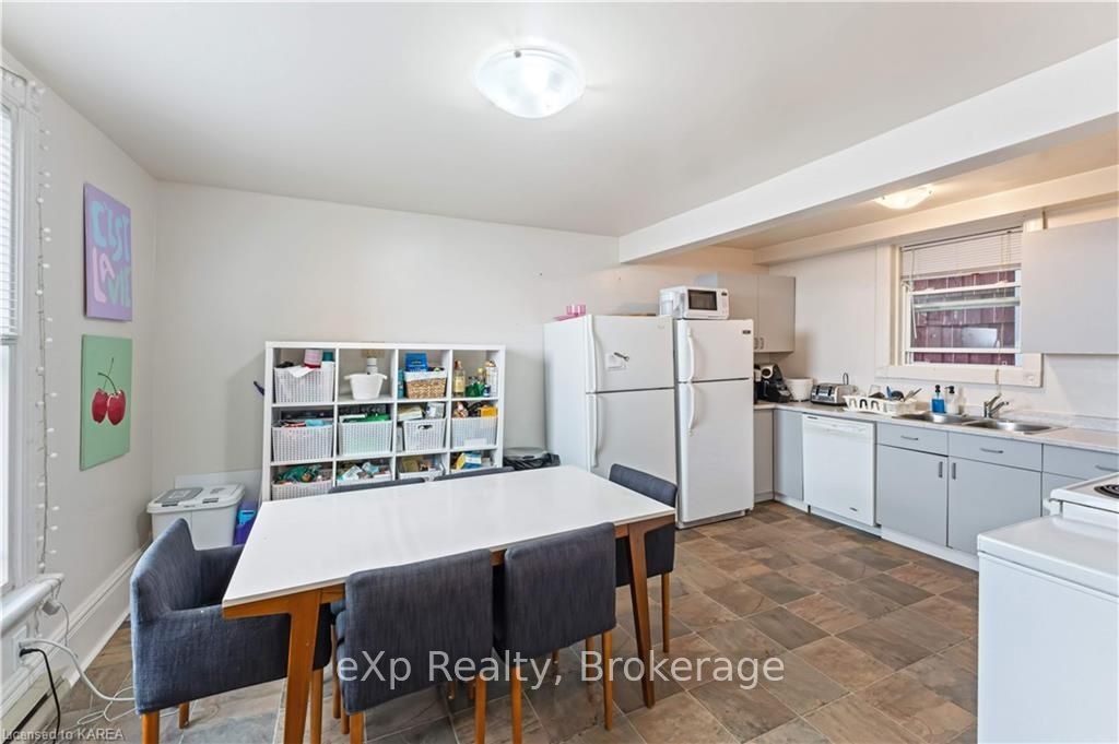 187 Alfred St Property Photo 39