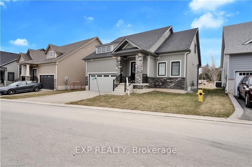 156 Schooners Lane Property Photo 10