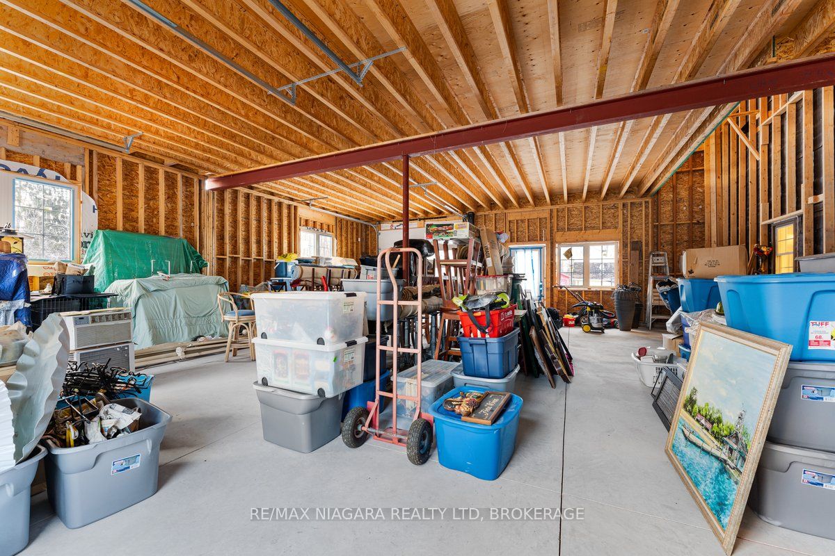 2850 Thunder Bay Road Property Photo 17