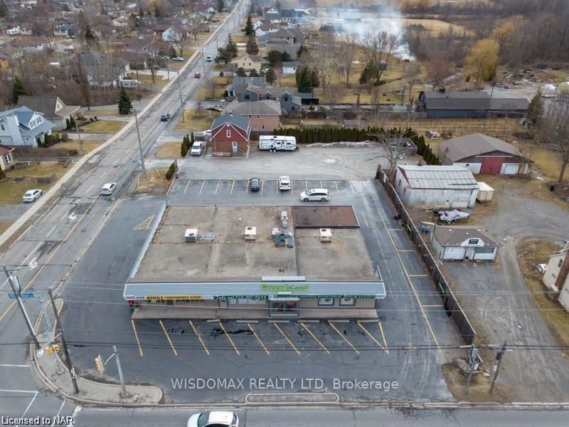 8278 Thorold Stone Rd Property Photo 12