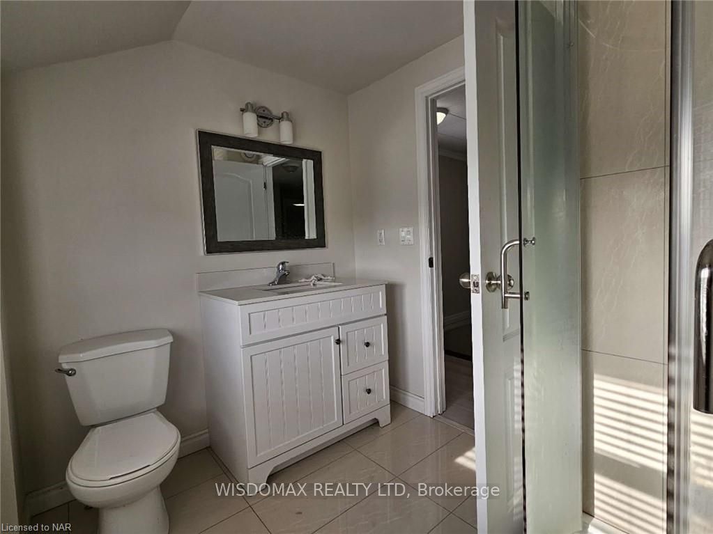8278 Thorold Stone Rd Property Photo 24