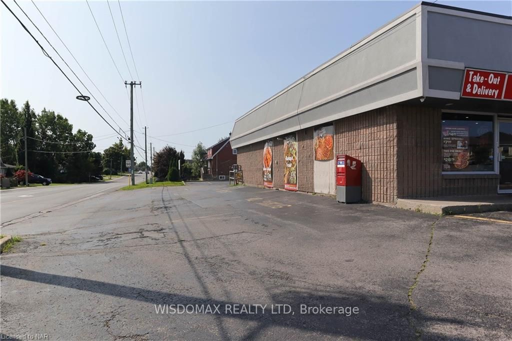 8278 Thorold Stone Rd Property Photo 30