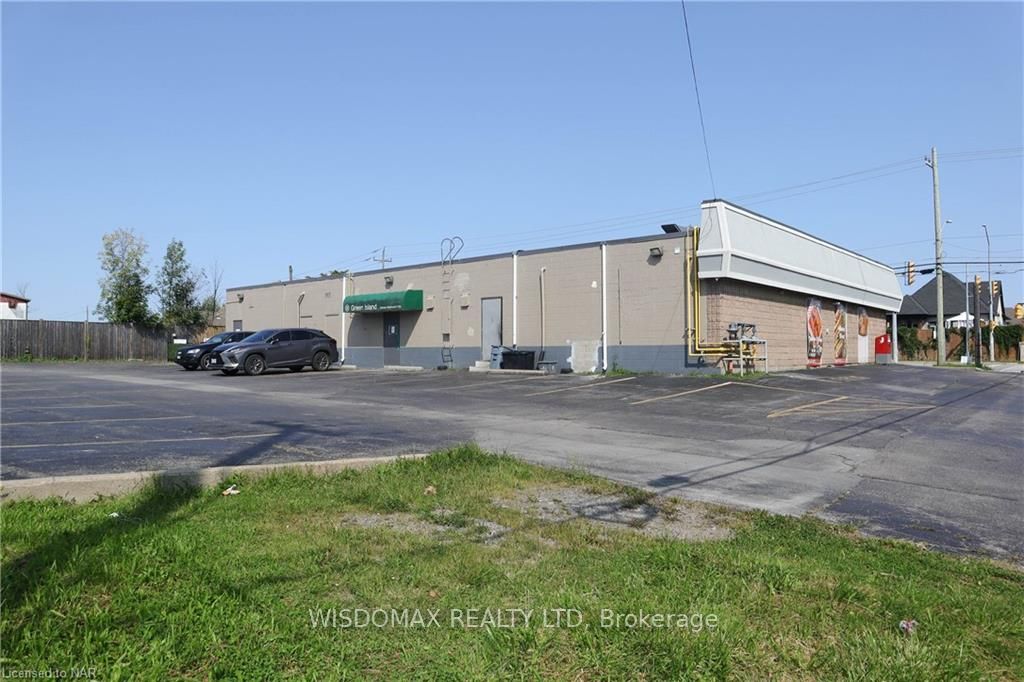 8278 Thorold Stone Rd Property Photo 31