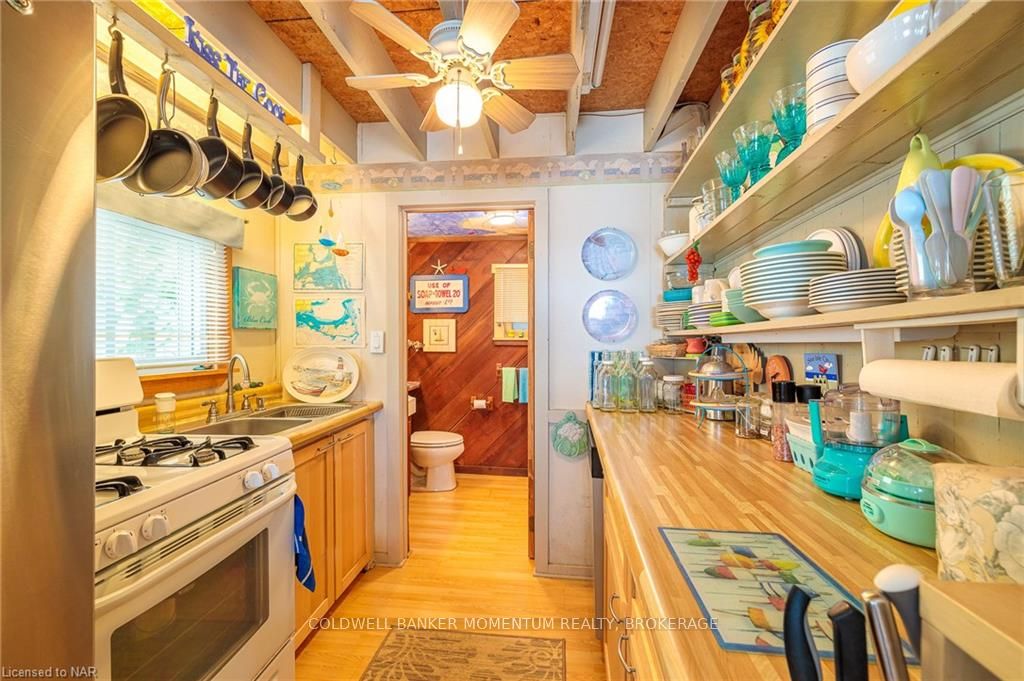 4047 Crystal Beach Hill Lane Property Photo 10