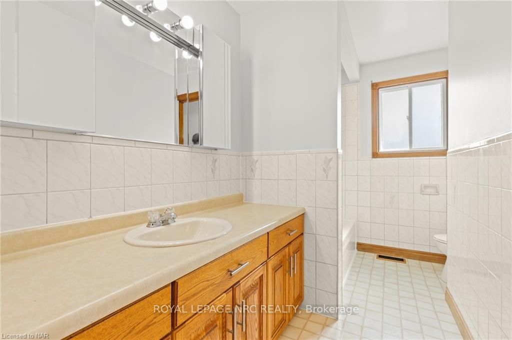 98 Ost Avenue Property Photo 18