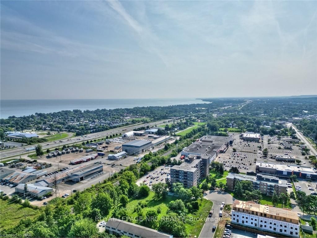 #201 - 5 Niagara Street Property Photo 22