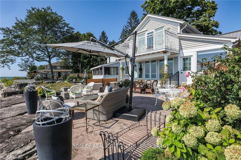 3711 Crystal Beach Drive Property Photo 1