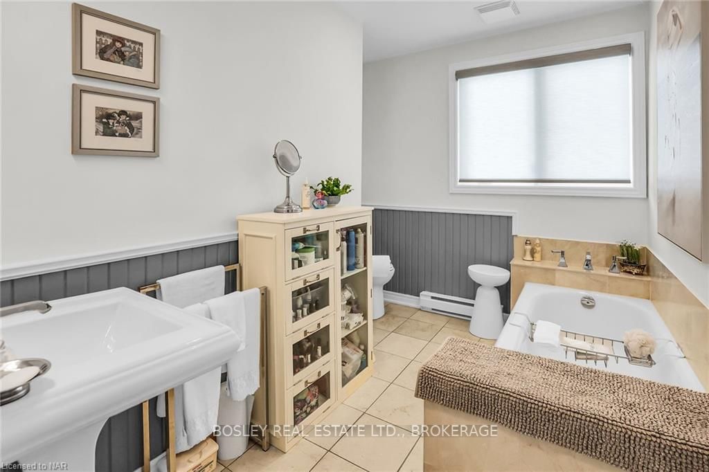 3711 Crystal Beach Drive Property Photo 24