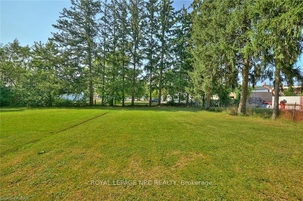 3758 Main Street Property Photo 33