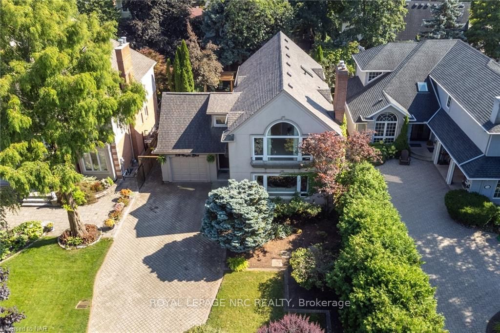 328 Niagara Boulevard Property Photo 2