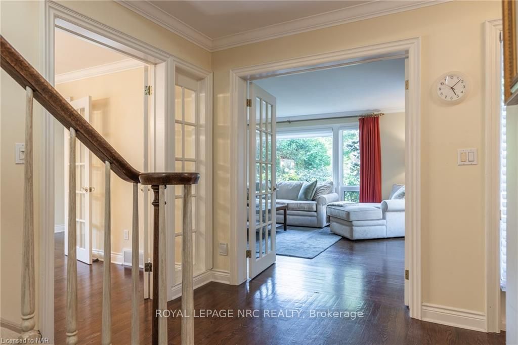 328 Niagara Boulevard Property Photo 6