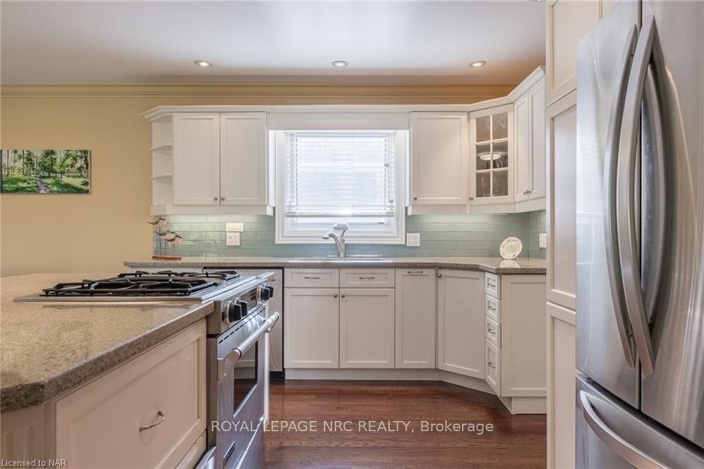 328 Niagara Boulevard Property Photo 14