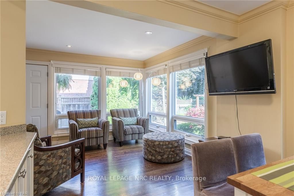 328 Niagara Boulevard Property Photo 15