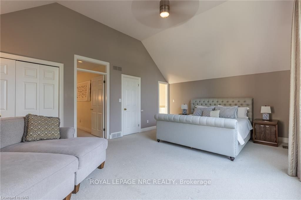 328 Niagara Boulevard Property Photo 24