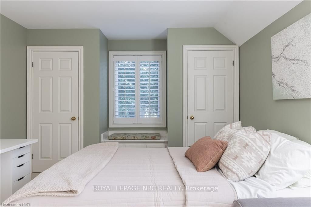 328 Niagara Boulevard Property Photo 27