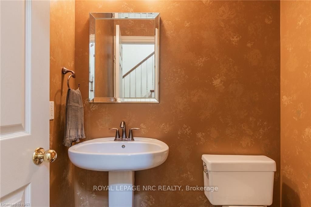 328 Niagara Boulevard Property Photo 30