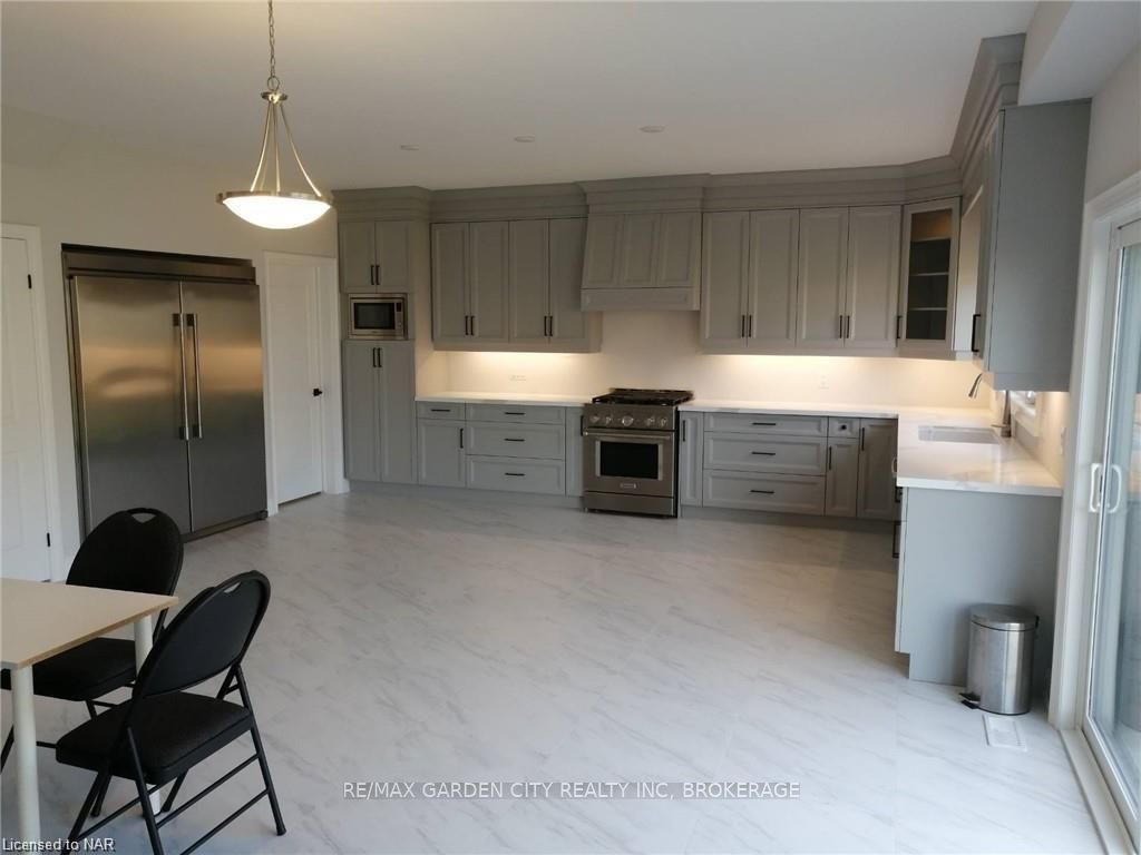 4377 Willick Road Property Photo 2