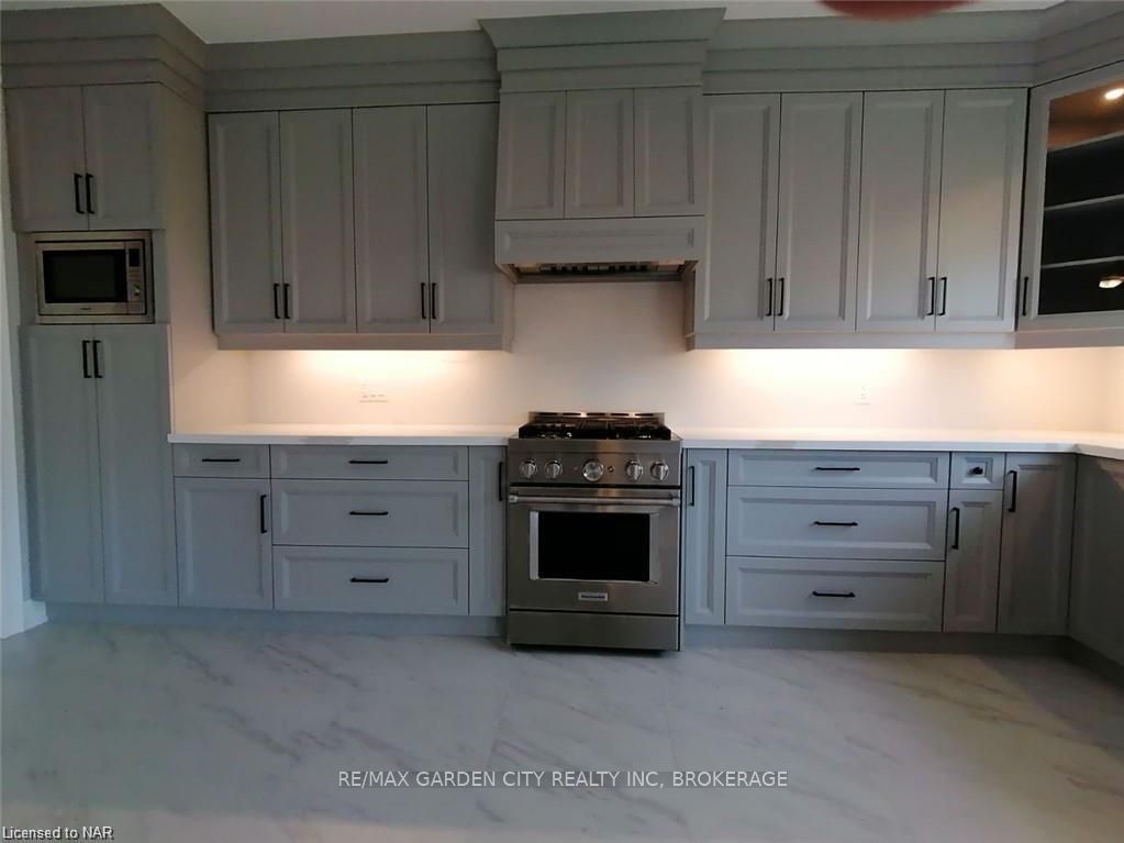 4377 Willick Road Property Photo 3