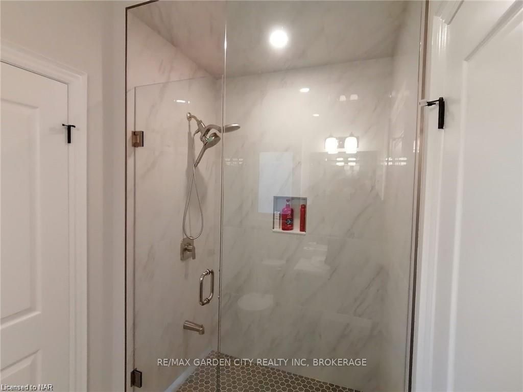4377 Willick Road Property Photo 18