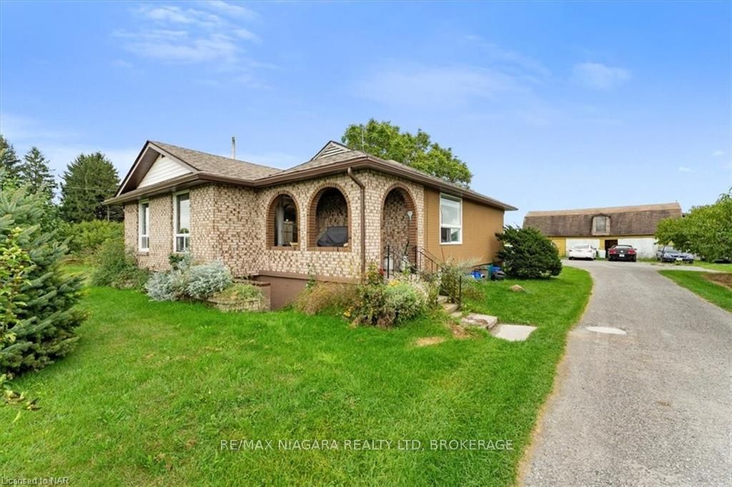 1347 Line 6th Rd Property Photo