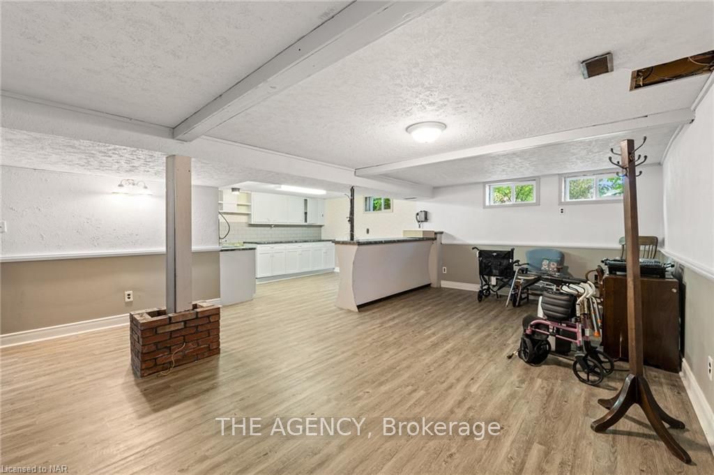 4 Tamarack Street Property Photo 20