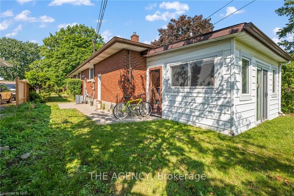 4 Tamarack Street Property Photo 27