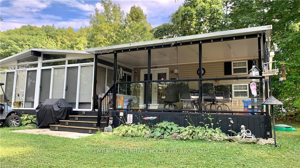 490 EMPIRE Road Property Photo 1