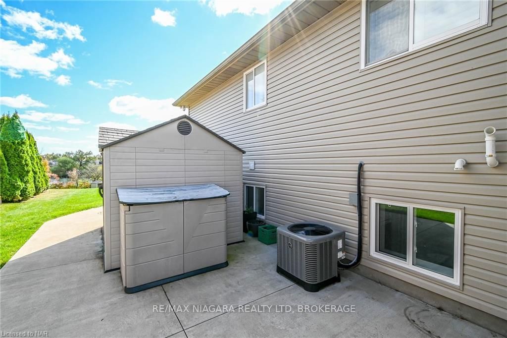 118 Colbeck Dr Property Photo 33