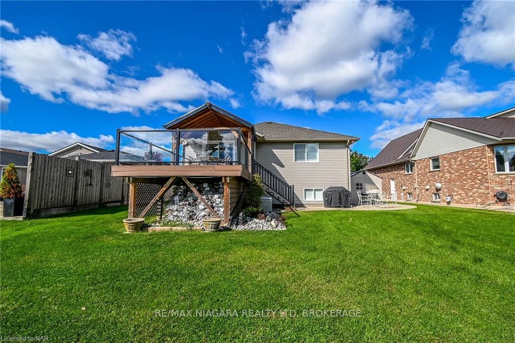 118 Colbeck Dr Property Photo 36
