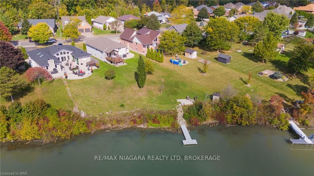 118 Colbeck Dr Property Photo 37