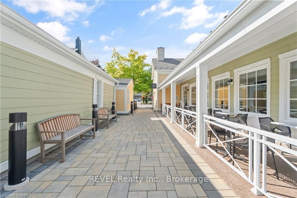 #4 - 135 Queen Street Property Photo 11