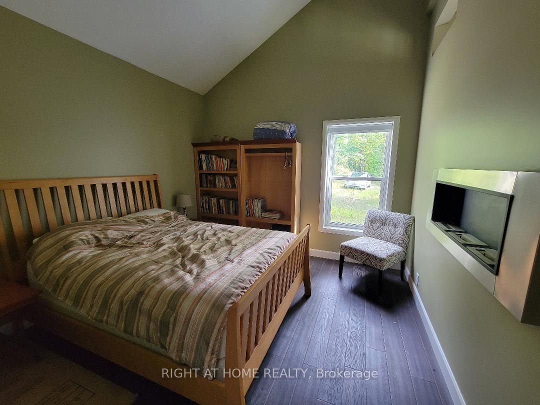 40 Pineview Court Property Photo 10