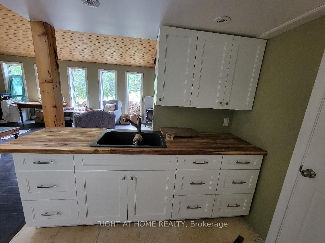 40 Pineview Court Property Photo 11