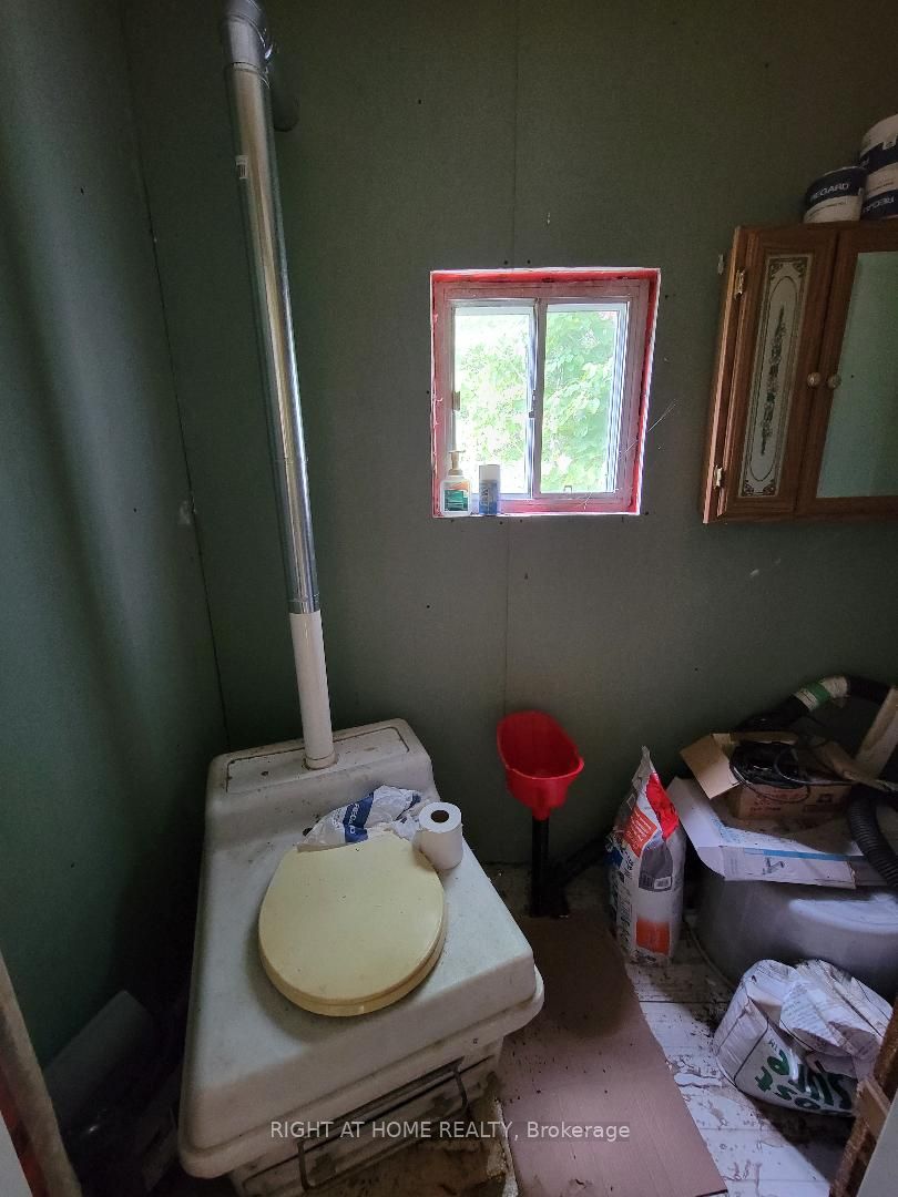 40 Pineview Court Property Photo 23