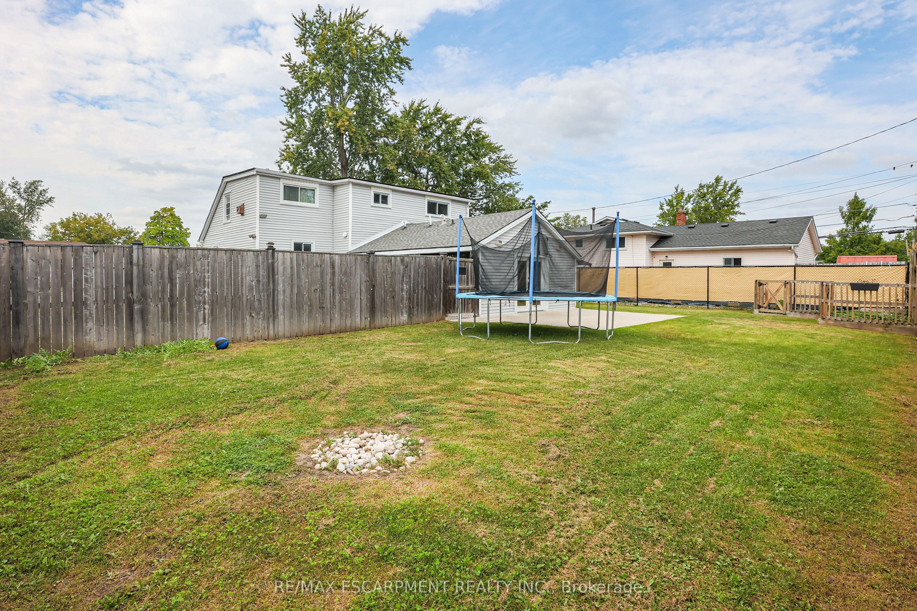 456 Lakeview Rd Property Photo 25