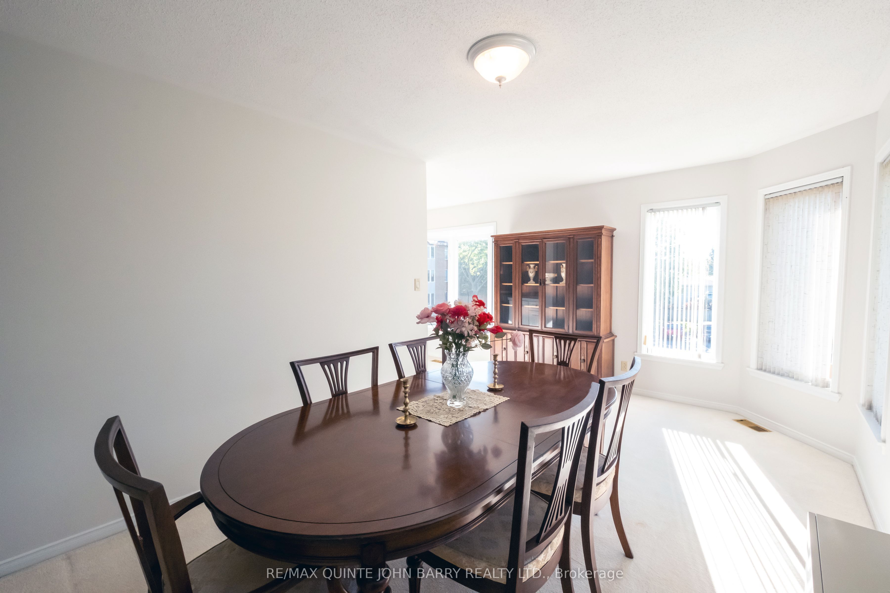 #218 - 52 Tripp Boulevard Property Photo 16