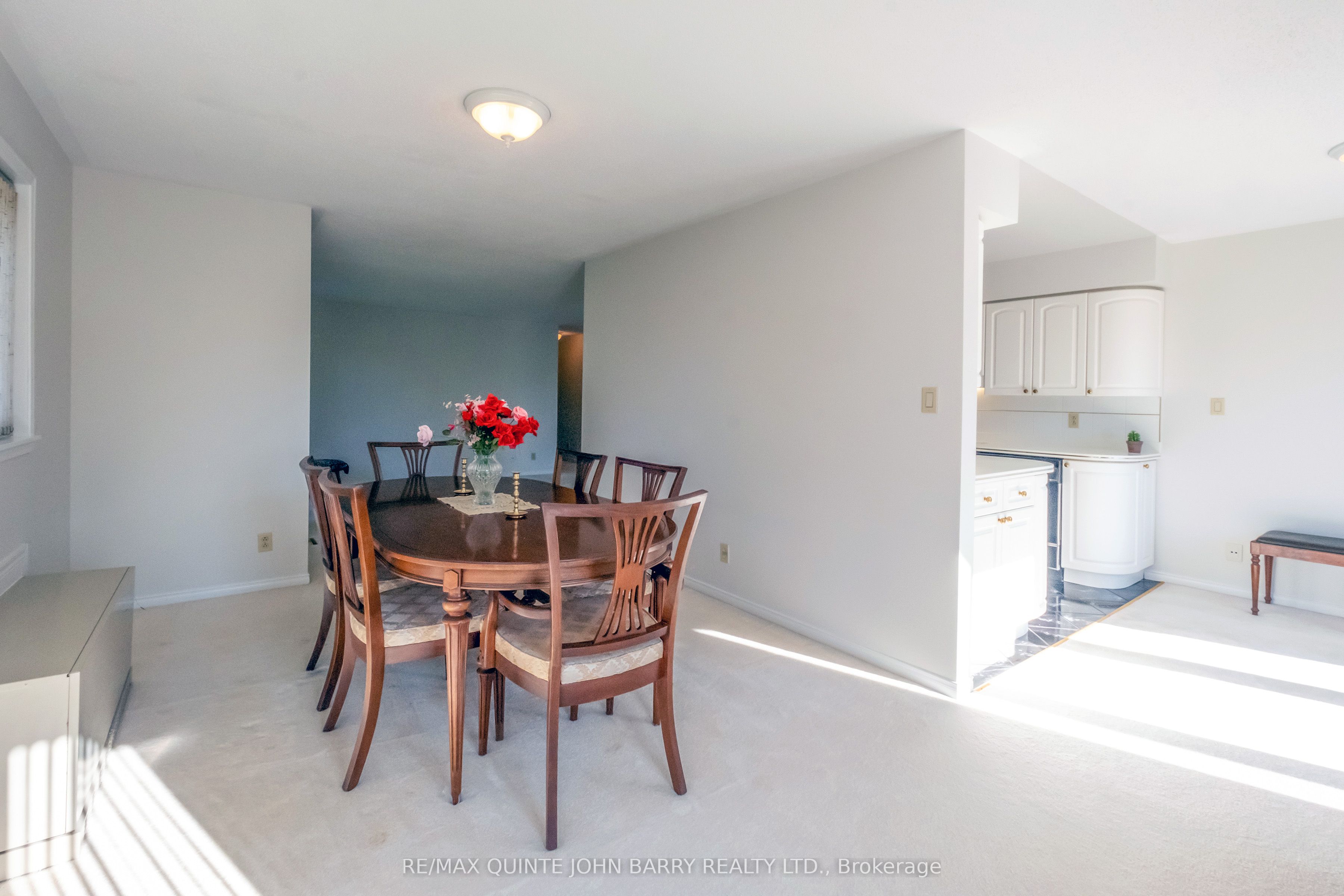#218 - 52 Tripp Boulevard Property Photo 18
