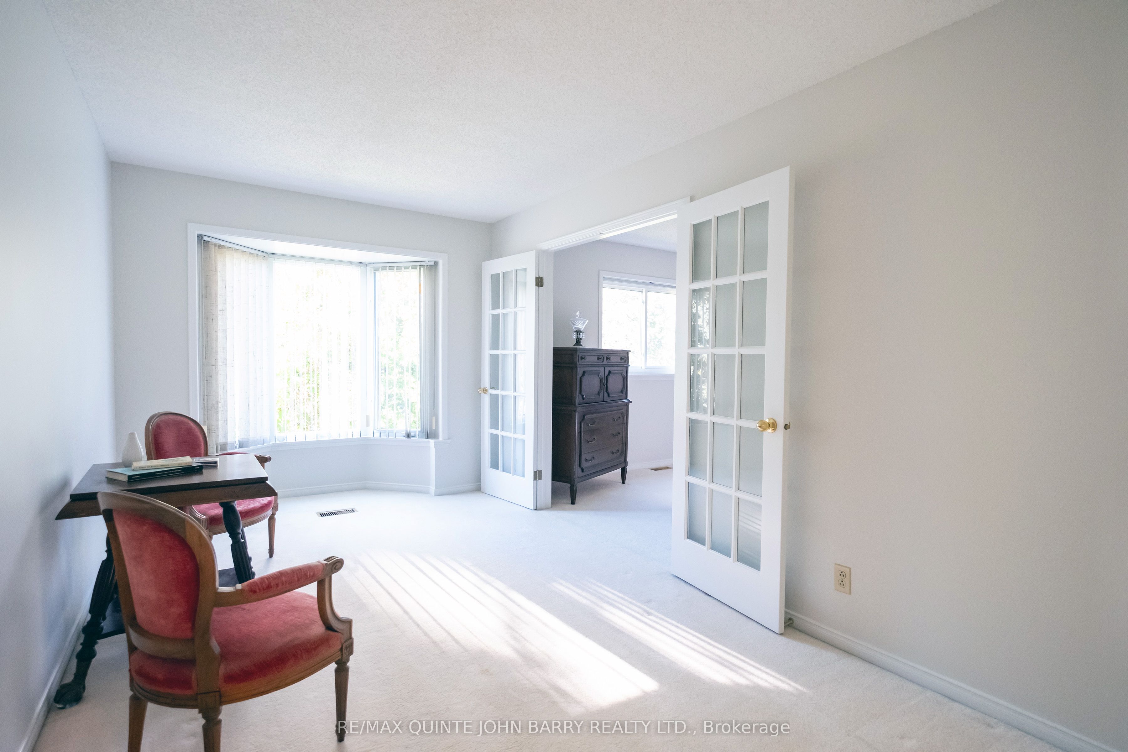 #218 - 52 Tripp Boulevard Property Photo 23