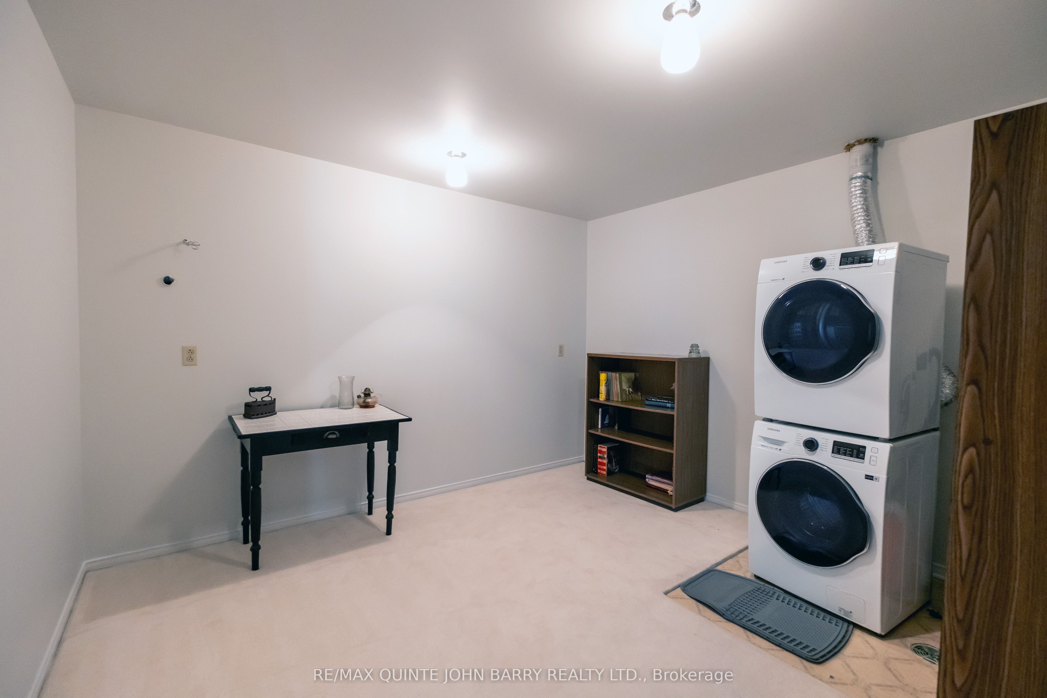 #218 - 52 Tripp Boulevard Property Photo 29
